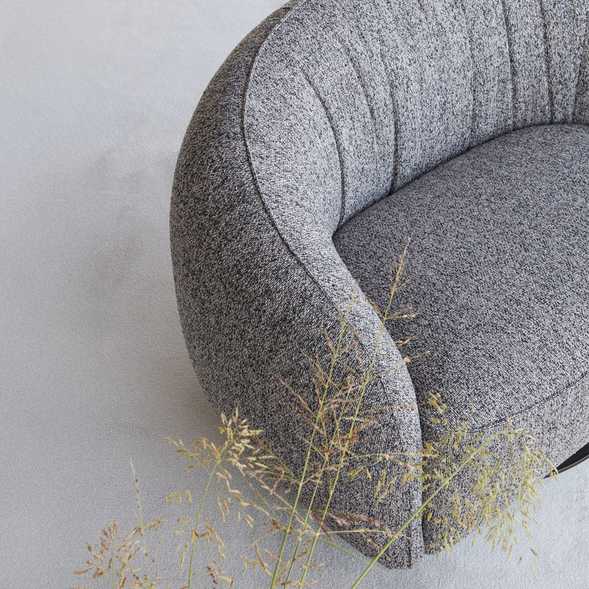 Nest Swivel Koltuk